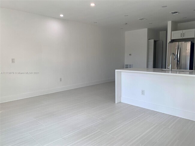 Foto del edificio - 1711 SW 21st Terrace