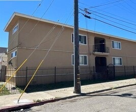 Building Photo - 7231 Lockwood St