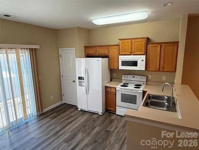 Foto del edificio - 13725 Calloway Glen Dr