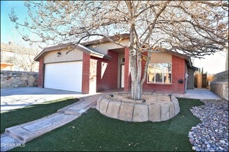 Building Photo - 3020 Tierra Mina Dr