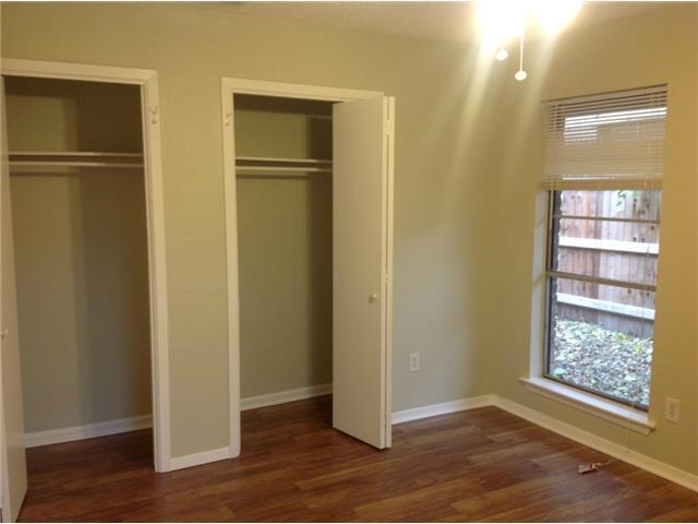 Foto del edificio - 1601 Rutland Dr