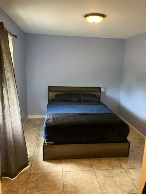 Foto principal - 2442 Cedarwood Ave