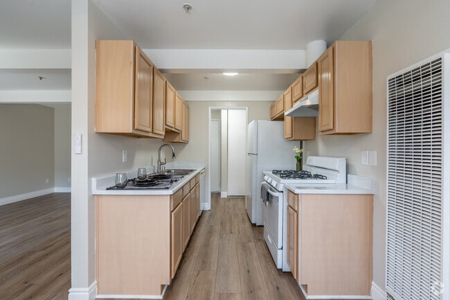 1 dormitorio, 1 baño - 750 pies cuadrados - Cocina - Mountainview Venture