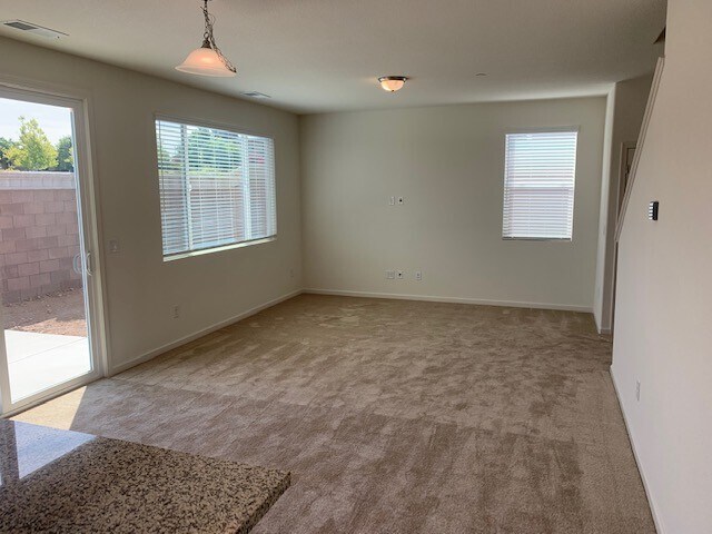 Foto del edificio - Gated community in Rocklin. Available afte...