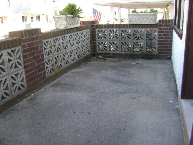 Foto del edificio - 27 Illinois Ave