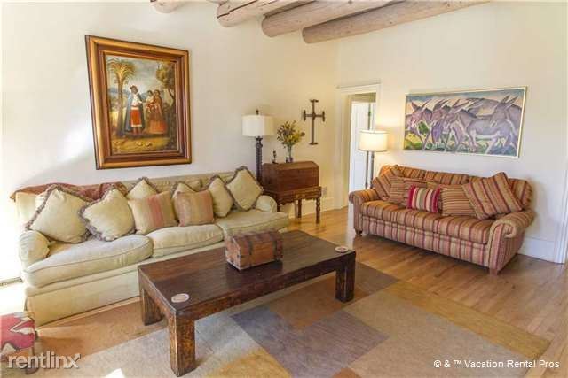 Foto del edificio - 511 Armijo St