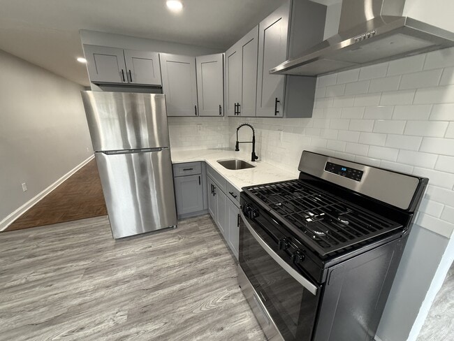 Photo - 906 Alcyon Dr House