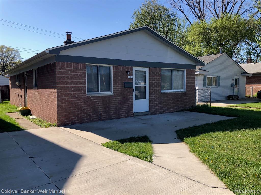 Primary Photo - 27069 Lorenz St