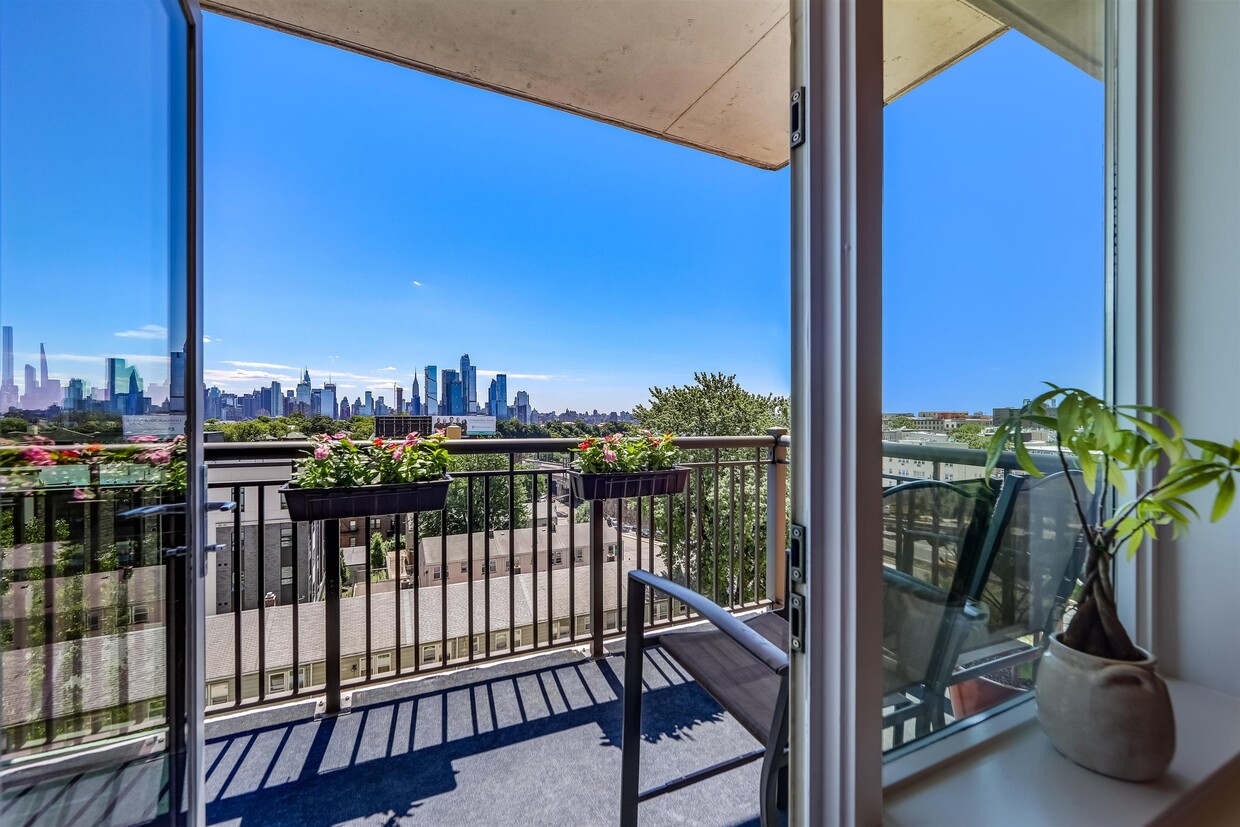 Foto principal - 3312 Hudson Ave