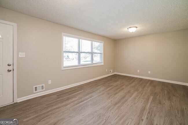 Building Photo - 8339 Reinosa Way