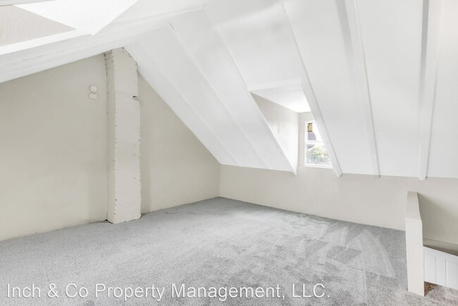 Building Photo - 3 br, 1 bath House - 620 Edison Street