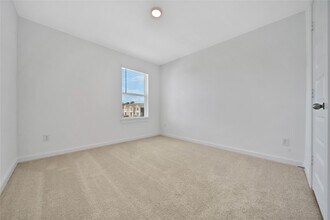 Building Photo - 11915 Carvalho Dr