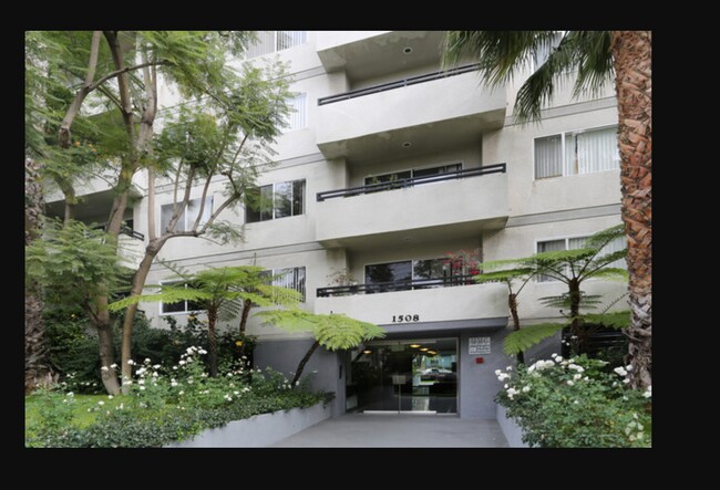 Building Photo - 1508 Veteran Ave