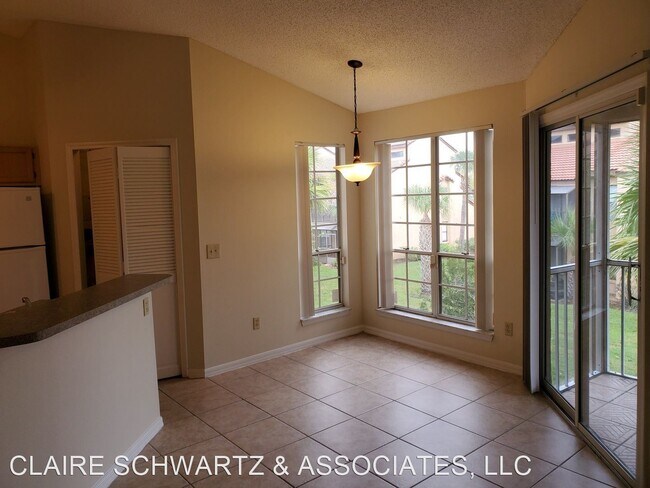 Building Photo - 4807 Normandy Pl