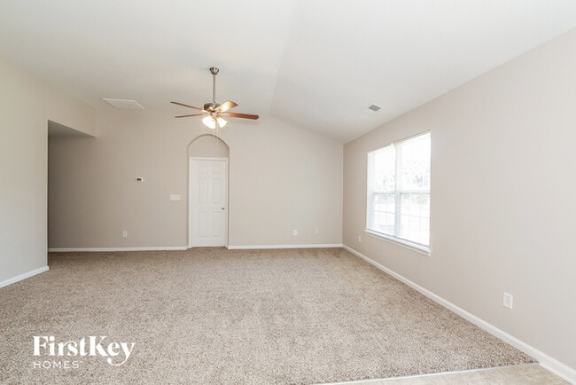 Building Photo - 175 Pleasant Grove Ln