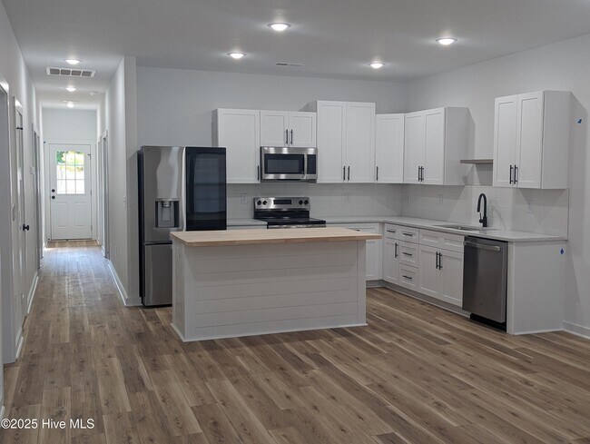 Foto del edificio - 1007 High Point Ave SW