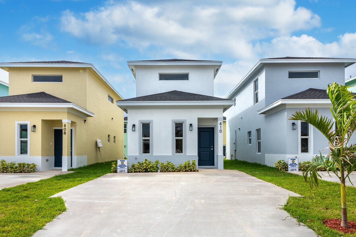 Primary Photo - 410 NW 13th Ave