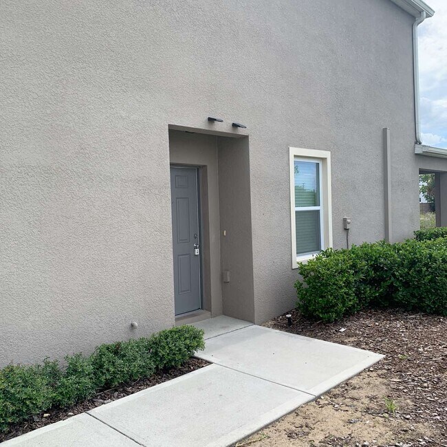 Foto del edificio - 276 Arbor Lakes Dr