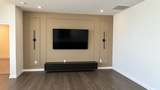 Foto del edificio - 635 Blackrock Dr
