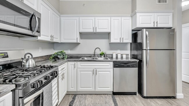 Say goodbye to dorm room snacks. Let our stainless-steel appliances and the ample storage fuel your newfound culinary passions. - Alpine Commons Apartments