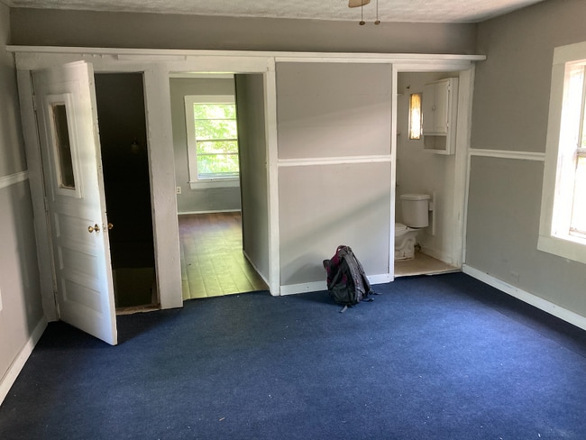 Building Photo - 644 Parkchester Dr