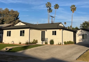 Building Photo - 8148 Garden Grove Ave
