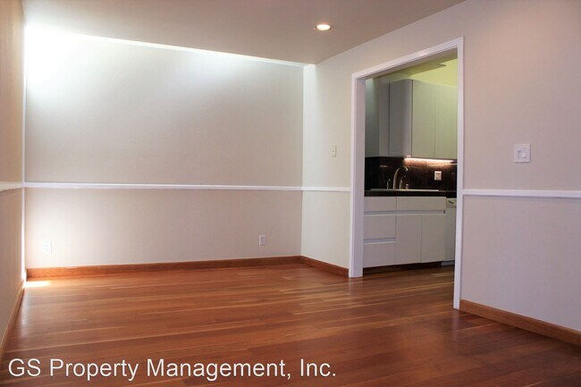 Building Photo - 4 br, 2.5 bath House - 640 Hillcrest Way