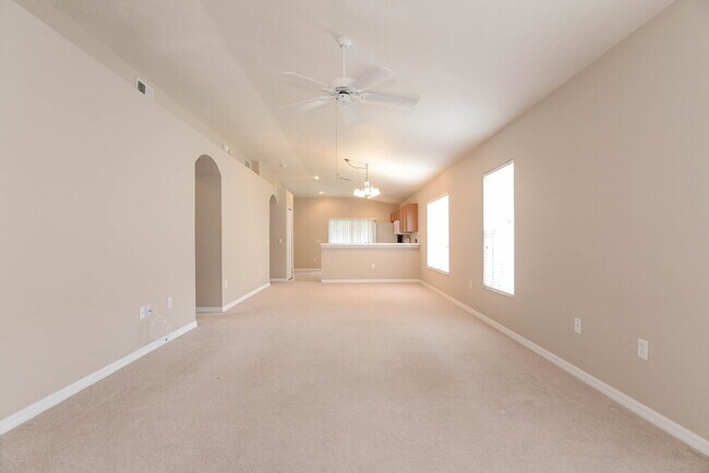 Foto del edificio - 25924 Terrawood Loop