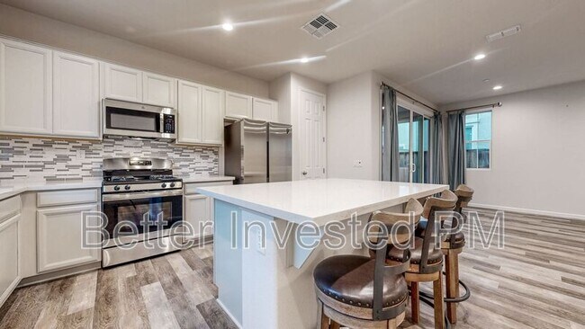 Foto del edificio - 2039 Karen Pl