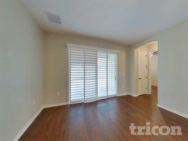 Building Photo - 1255 Merion Dr