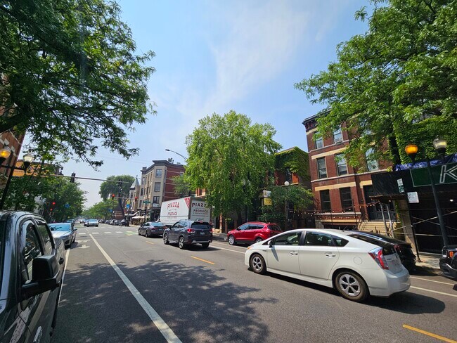 Foto del edificio - 951 W Armitage Ave