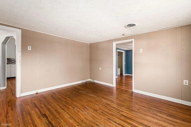 Building Photo - 2 br, 1 bath Duplex - 1587 Garling Avenue 1/2
