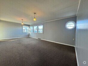 Building Photo - 2914-2918 N Lombard St