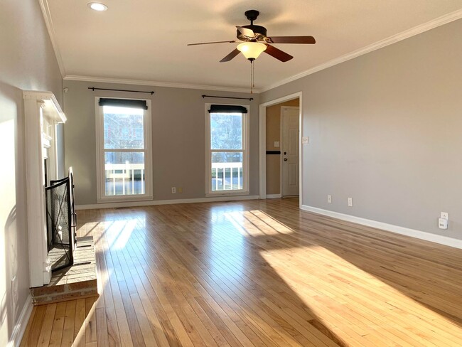 Building Photo - 1233 Cobblestone Ln