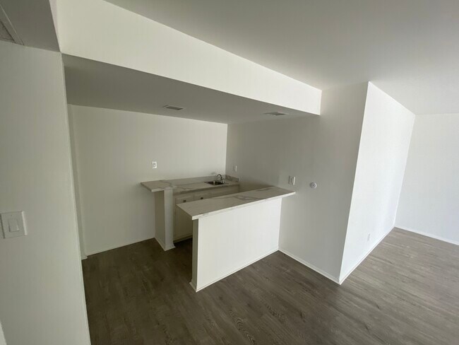 Foto del edificio - 101 N Croft Ave
