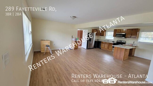 Foto del edificio - Renovated 3 Bedroom Brick Ranch in Fairburn!