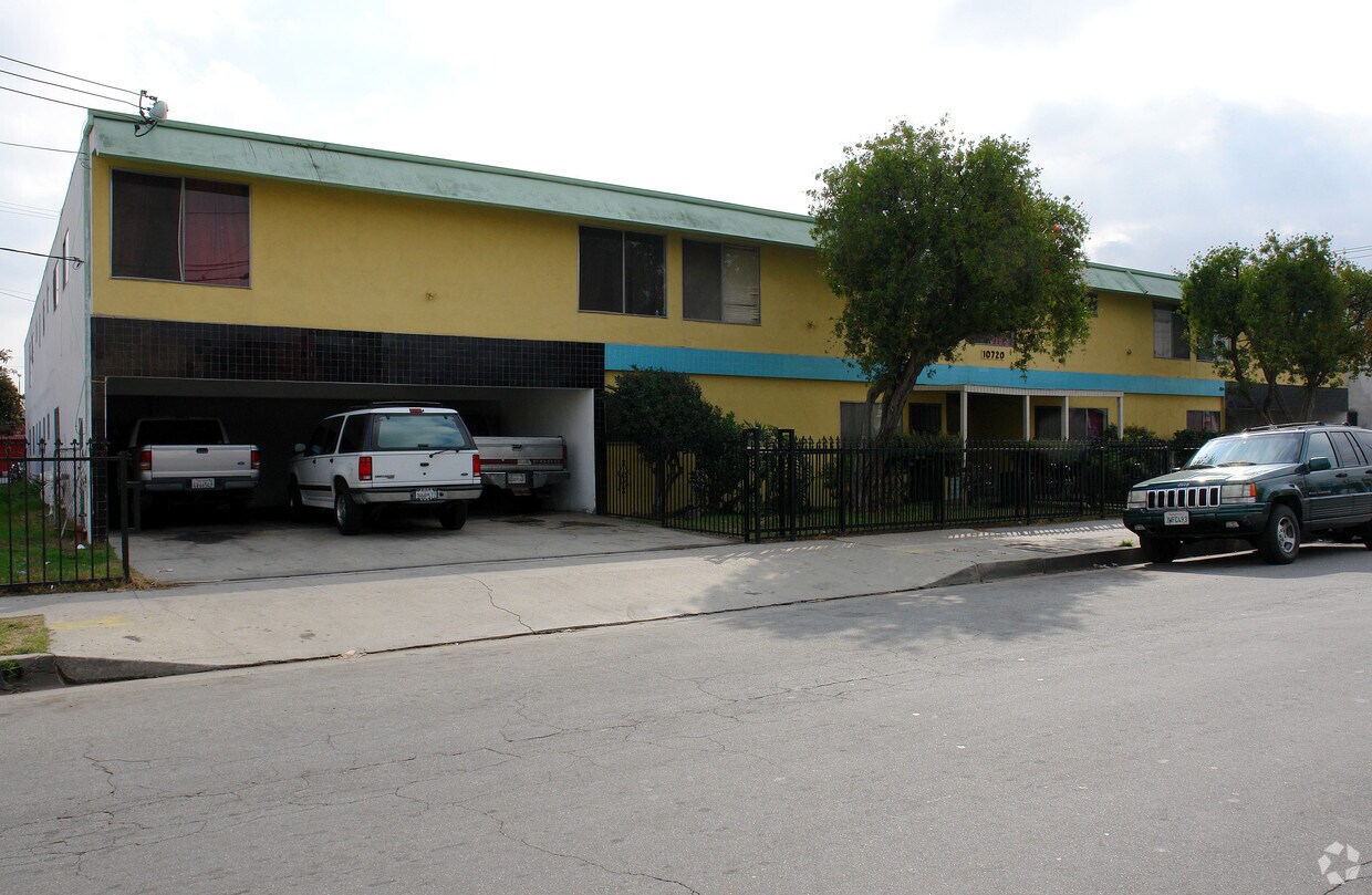 Foto del edificio - Burin Apartments