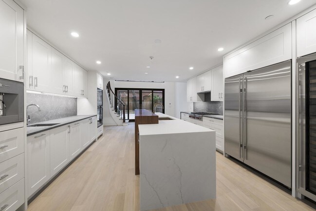 Building Photo - 53 West 71st Street