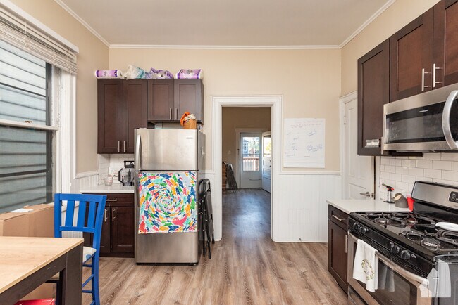 Foto del edificio - 1431 W Belmont Ave