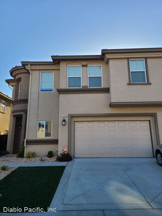 Building Photo - 4 br, 2.5 bath House - 2154 Bolero Drive