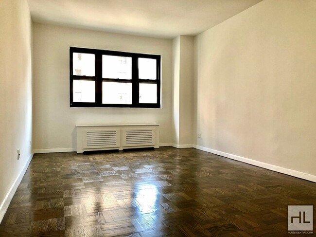 Building Photo - EAST 35 STREET