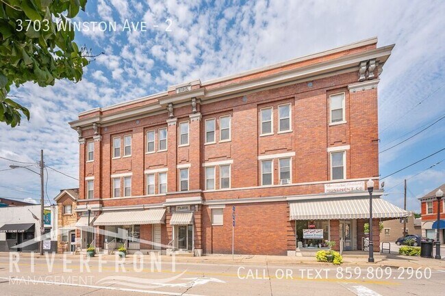 Foto del edificio - 3703 Winston Ave