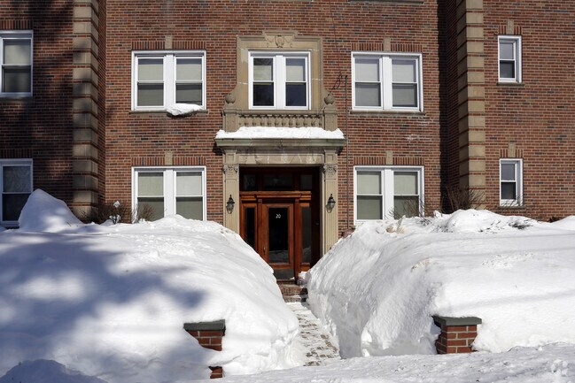 Building Photo - 20 Kemper St