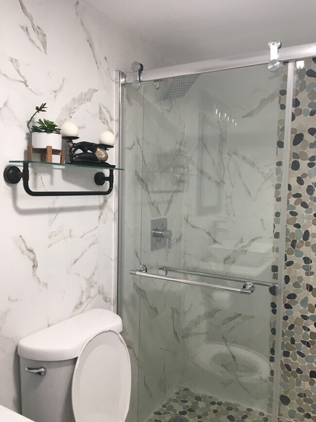 Foto del edificio - 2154 W 60th St