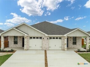 Building Photo - 5101 Rose Petal Ct