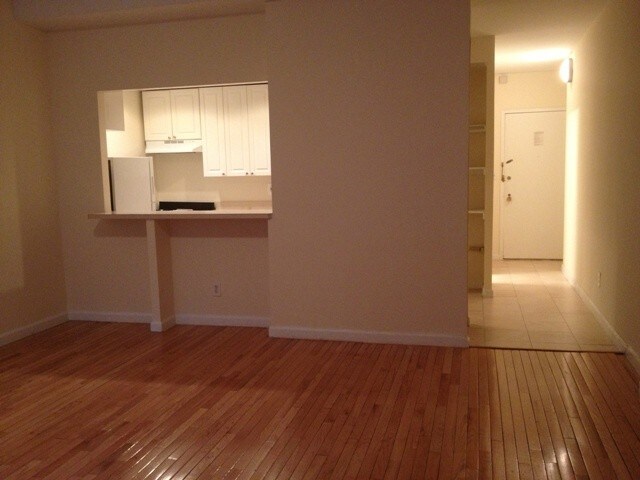 Primary Photo - 304 Mulberry St