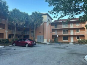 Building Photo - 6900 SW 39th St