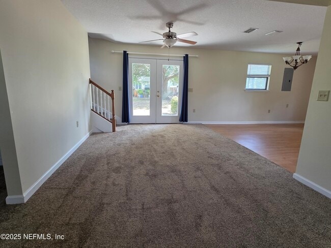 Building Photo - 2950 Florence Dr