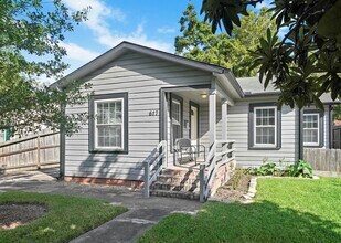 Building Photo - 617 E 26th St