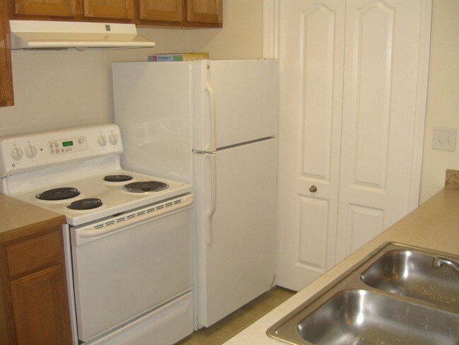 Foto del edificio - 1203 N Hartman St